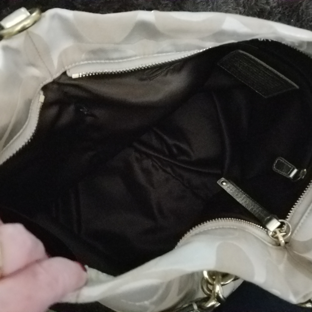 Coach Cream and Gold Signature Shoulder Bag with Slouchy Silhouette - Picture 4 of 11